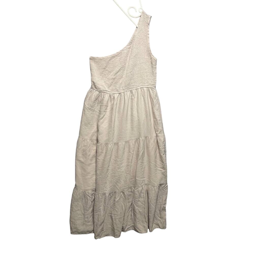 Zesica Tiered Maxi Sun Dress XL Women's One-Shoulder  Dress Smocked Boho Cream‎